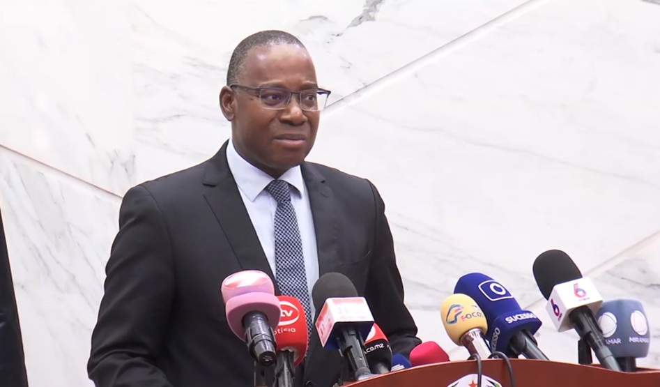 Mozambique to pay 40% of 13th salary to state employees, pensioners by February